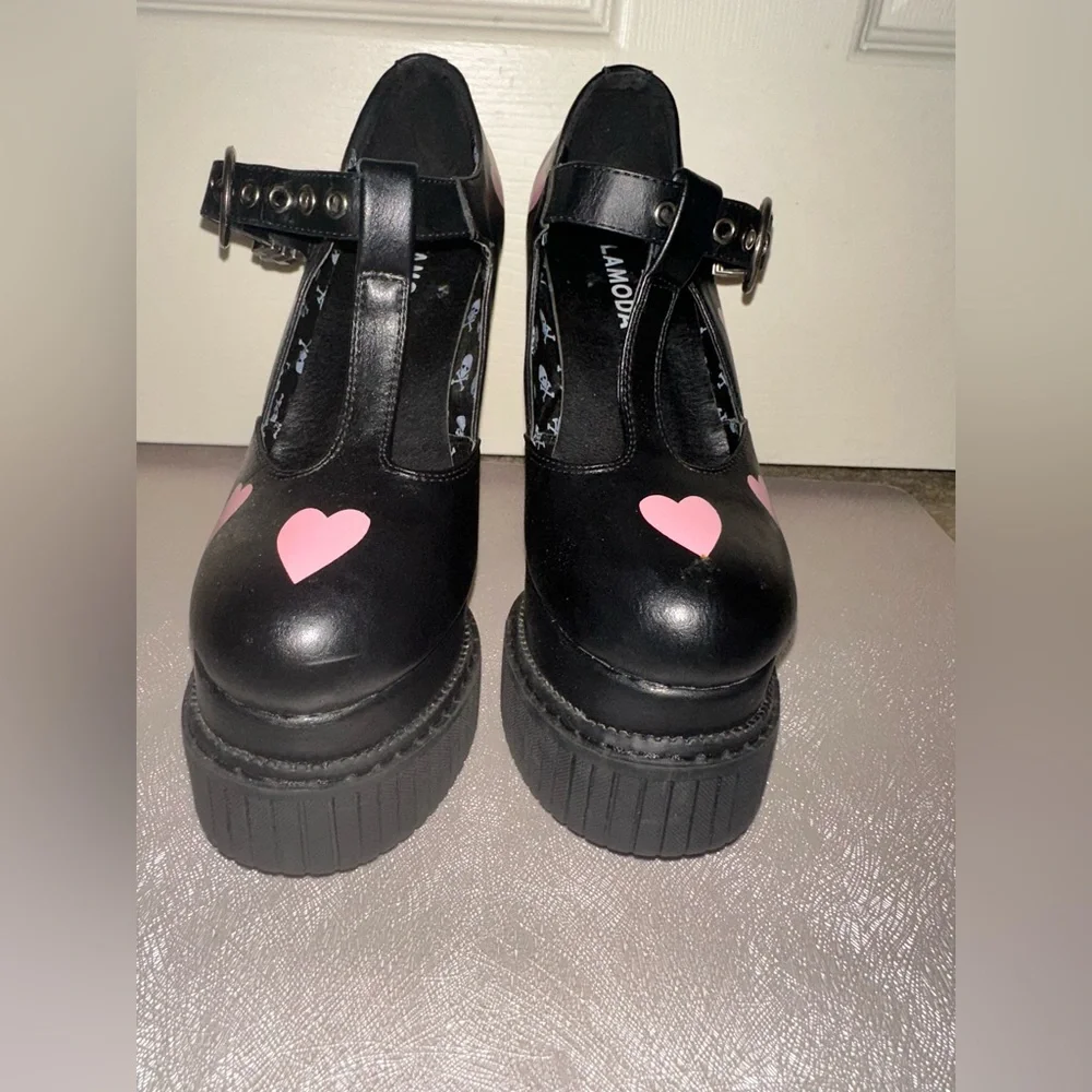 LAMODA Black Platform Mary Janes chunky Heels Pink Hearts 8 punk goth academia
